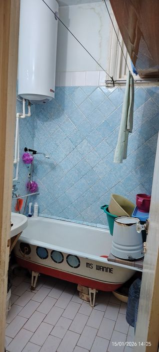 Kvartira 50 Kv. sotiladi  3-qavat