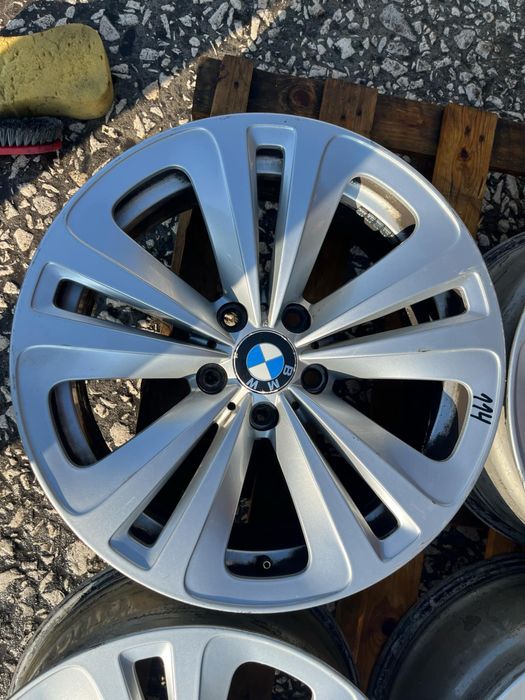 Оригинални джанти 18'' BMW 7 F01 F07 ET30 5x120 8j 6775403 ном 114