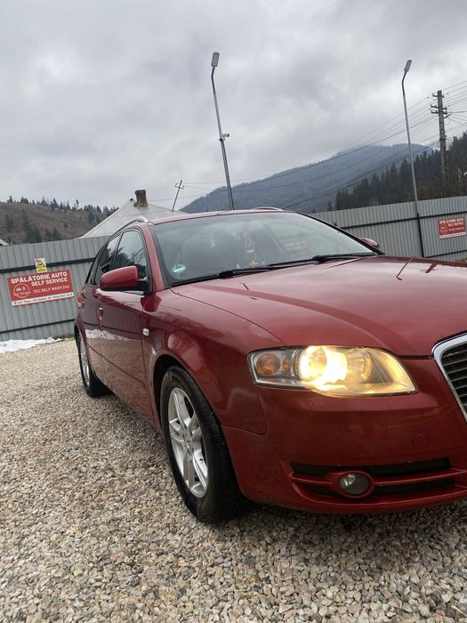 Audi a4b7 2.0 140cp