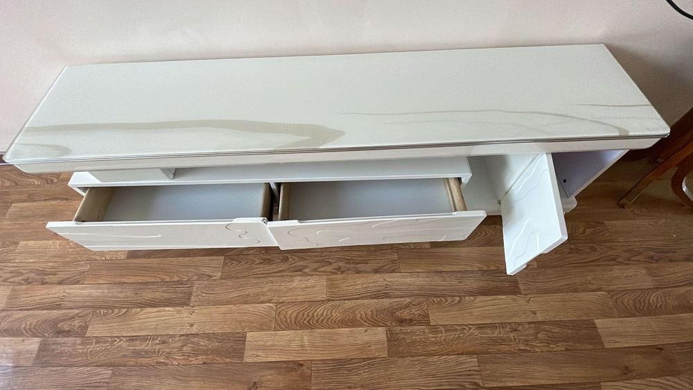 Тумба напольная под телевизор