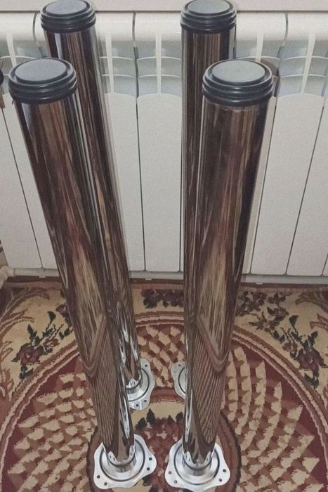 Продам новые металлические ножки для стола