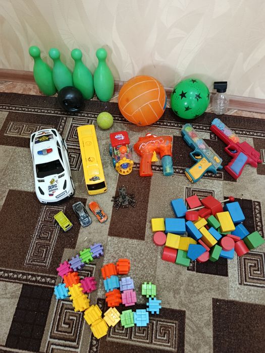 Игрушки для мальчиков