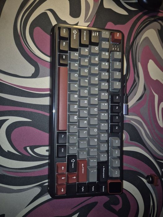 Продам механическую клавиатуру