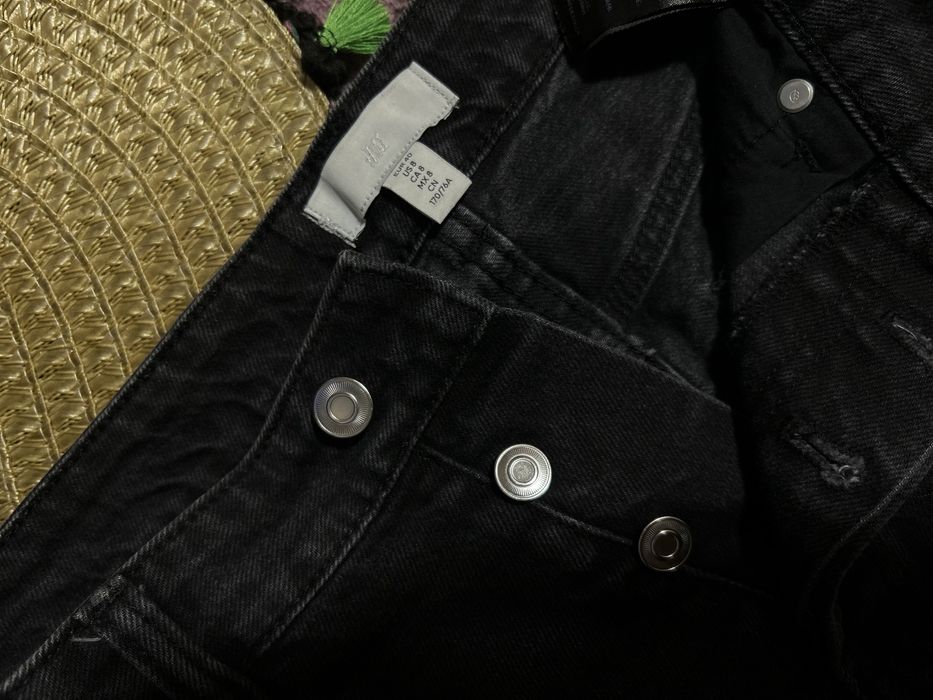 къси черни панталонки