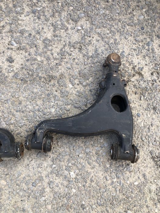 Передние рычаги на w124 мерседес