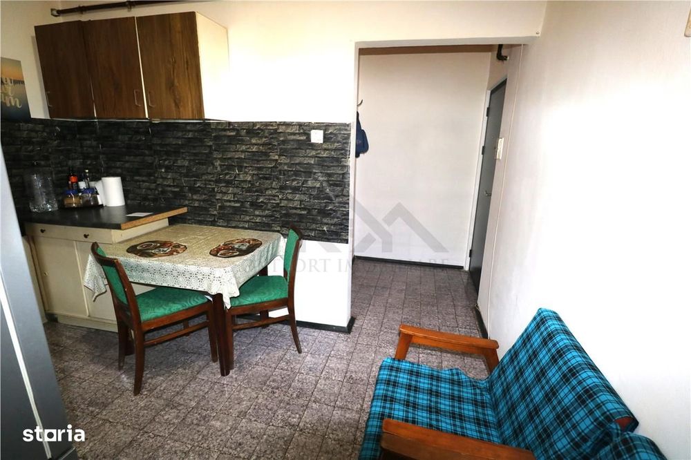 Apartament cu 2 camere, centrala proprie, zona Lipovei