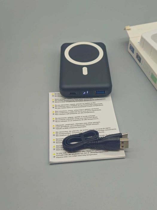 Yiisonger power bank специално за iPhone 12 13 14 15