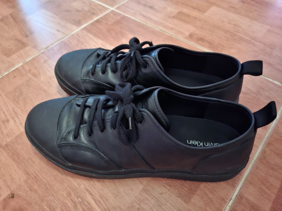Pantofi din piele de la Calvin Klein, pt barbati