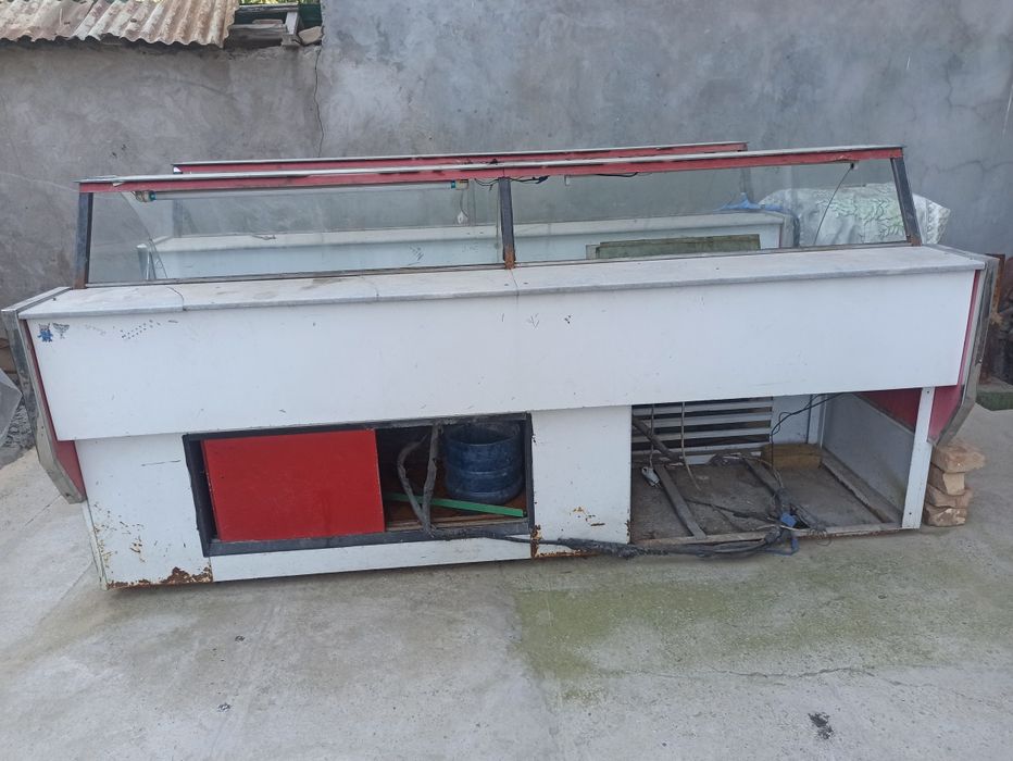 Ветрина и холодильники