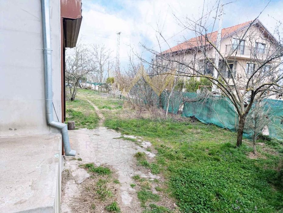 Продава се Къща в Варна, м-т Боровец - юг - 150 кв.м за 1494 €/кв.м - Снимка #3