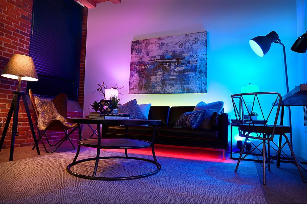 Lampă LED LEDVANCE Smart+ Matter, aspect alb mat