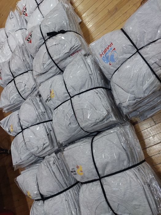 Брендовые Футболки Кепки Толстовки Свитшот под заказ