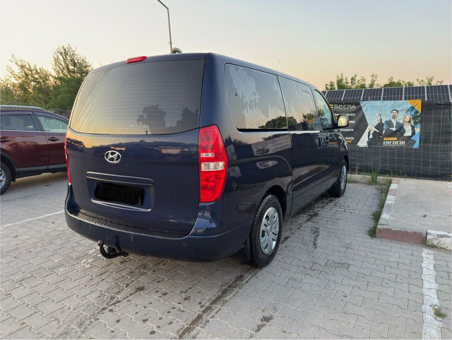 Hyundai h-1  minivan / dubita/ 8 locuri