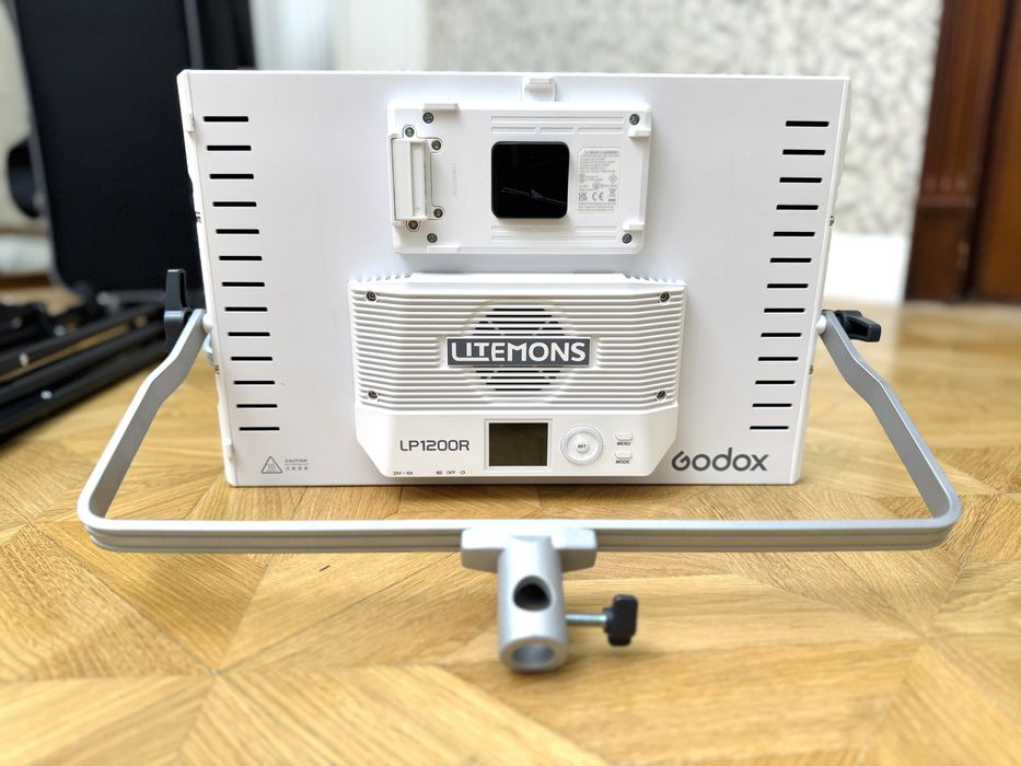 Комплект Godox LP1200R RGB LED 3-Light Kit