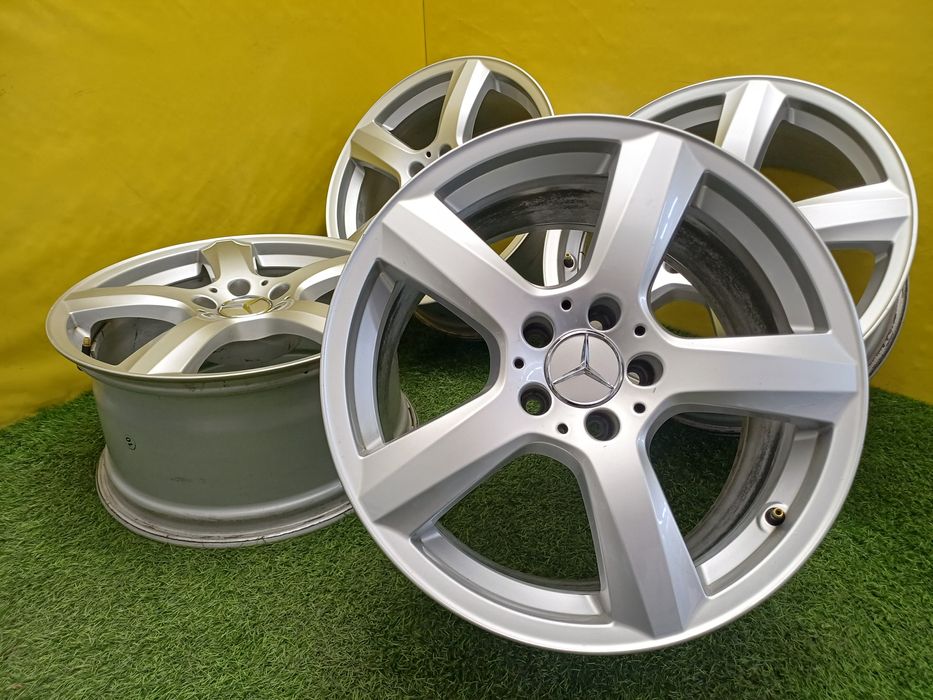 Диски R18 5x112 разноширокие на Mercedes