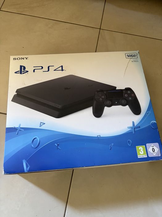 Плейстейшън PS4