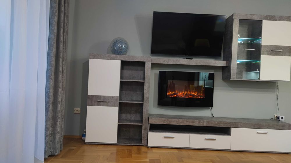 Дава се под наем Двустаен апартамент в София, Център - 65 кв.м за 850 € - Снимка #2