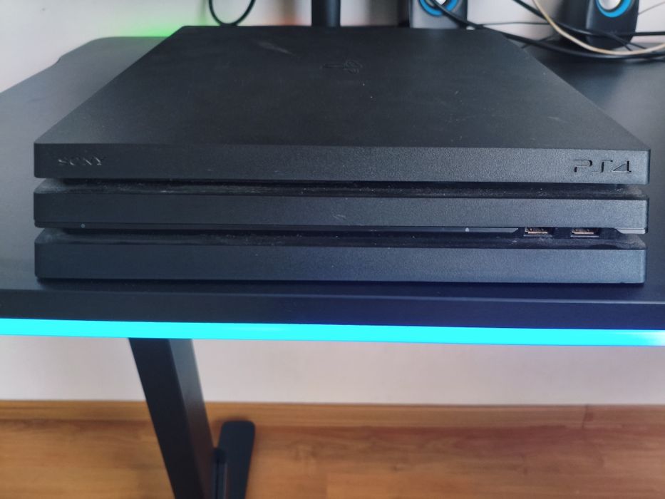 Ps 4 pro vıv mnogo dobro sıstoyaniye