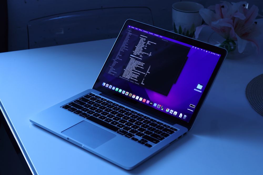 MacBook Pro- retina 13 early 2015