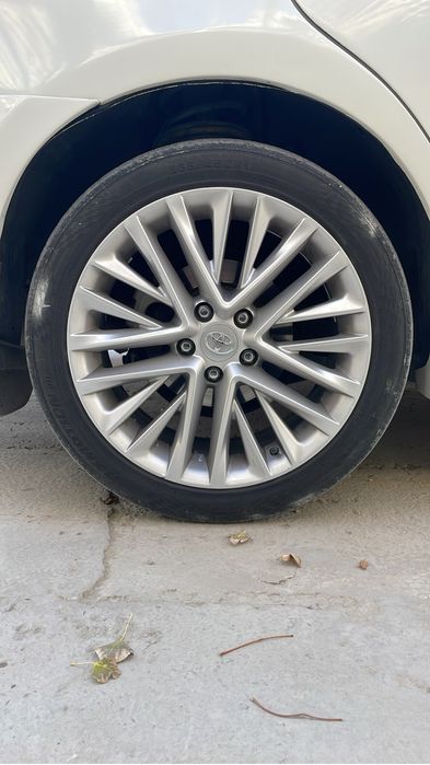 R18 camry lexus келе береди