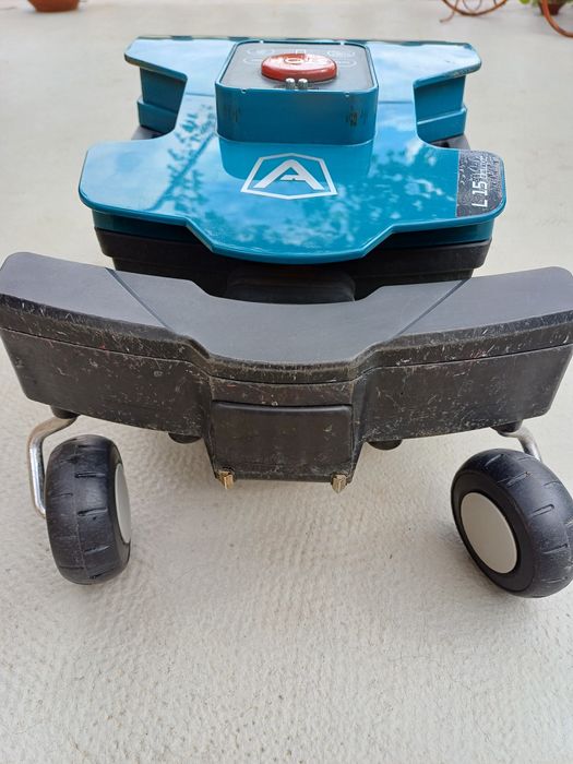 Косачка робот...