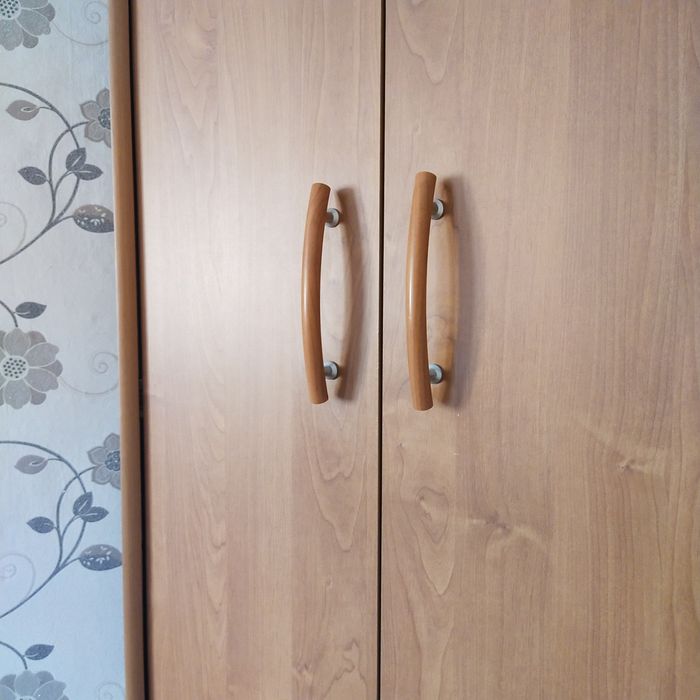 Шкаф сатылады ,жағдайы жақсы