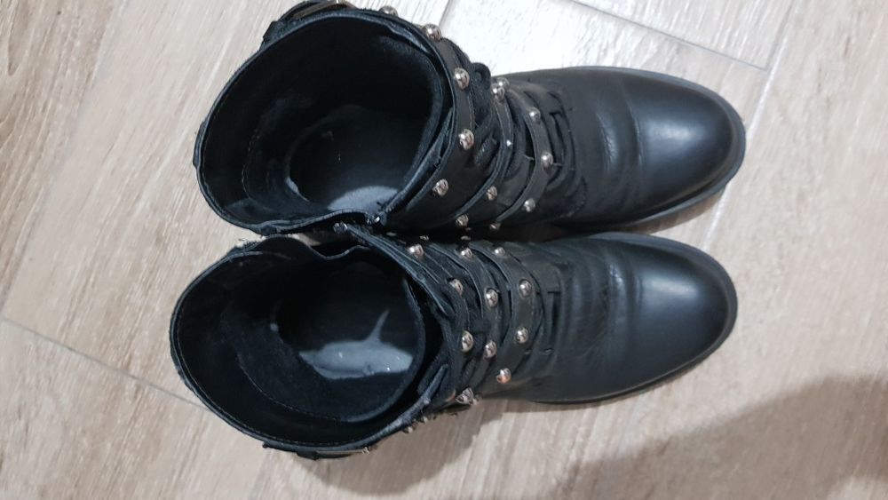 Ghete din piele dama