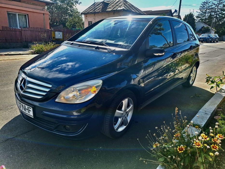 Autoturism Mercedes b 170 fab2005