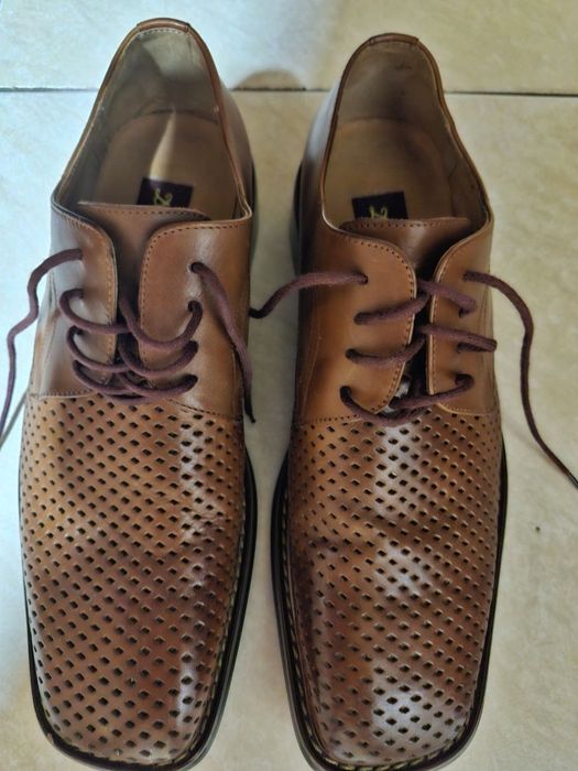 Продаю мужские туфли. Италия