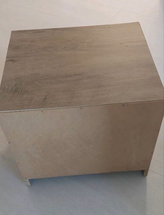 Нощни шкафчета Vennde