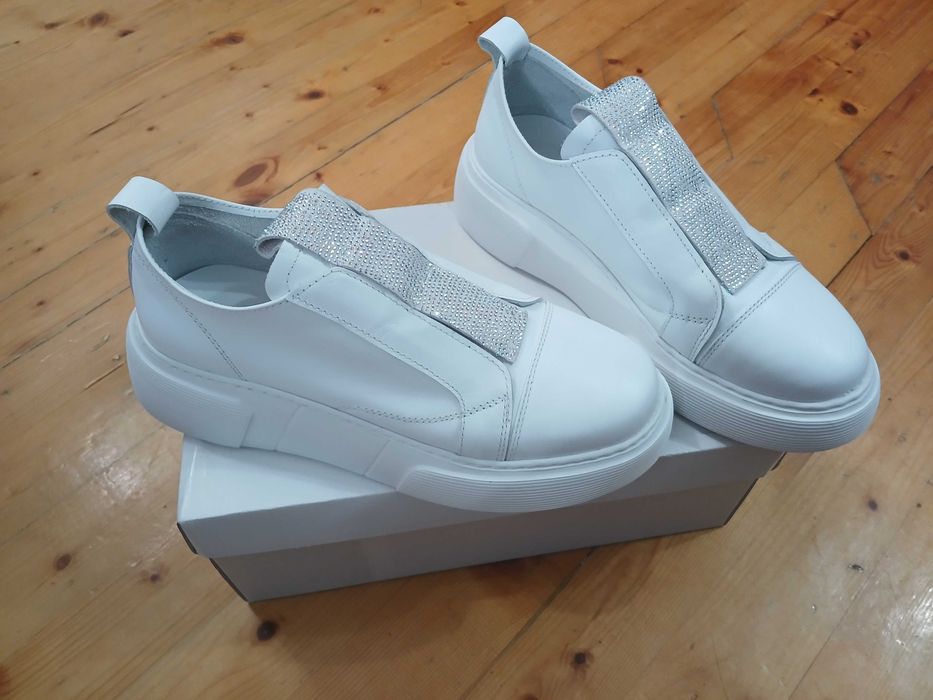 Дамски обувки естествена кожа