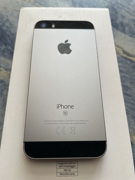 iphone 5se ..32 gb
