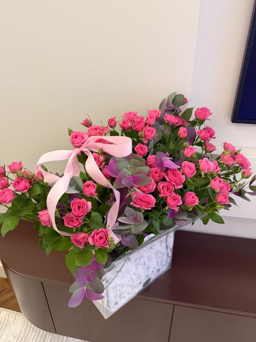 Букет из кустовых роз