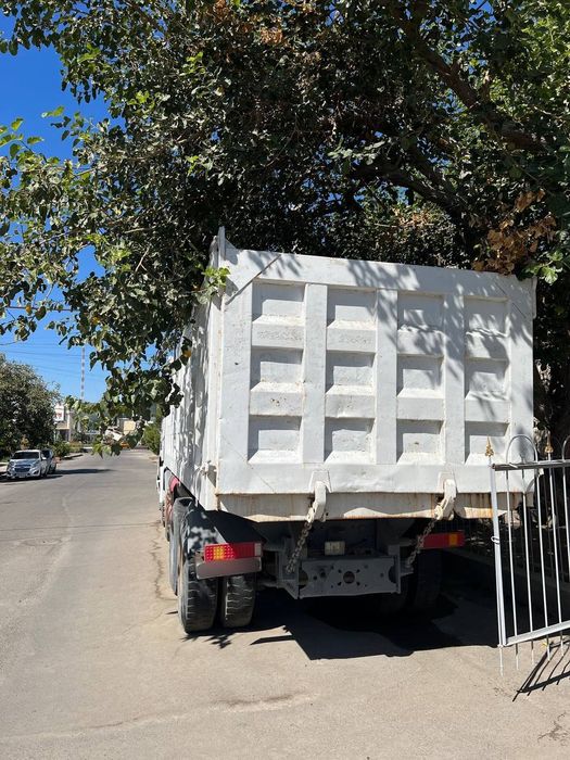 Продается самосвал HOWO