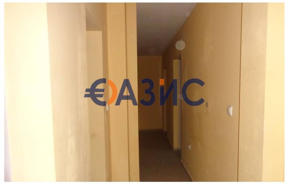 Два етажа от къща в с. Кранево, на 1 500 метра от морето, обл. Добрич,