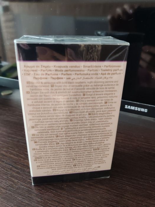 Parfum Avon Parisian Chic dama