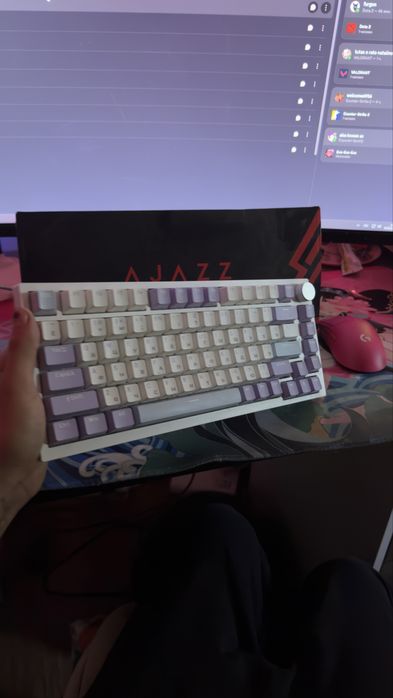 AJAZZ AK820 Pro.