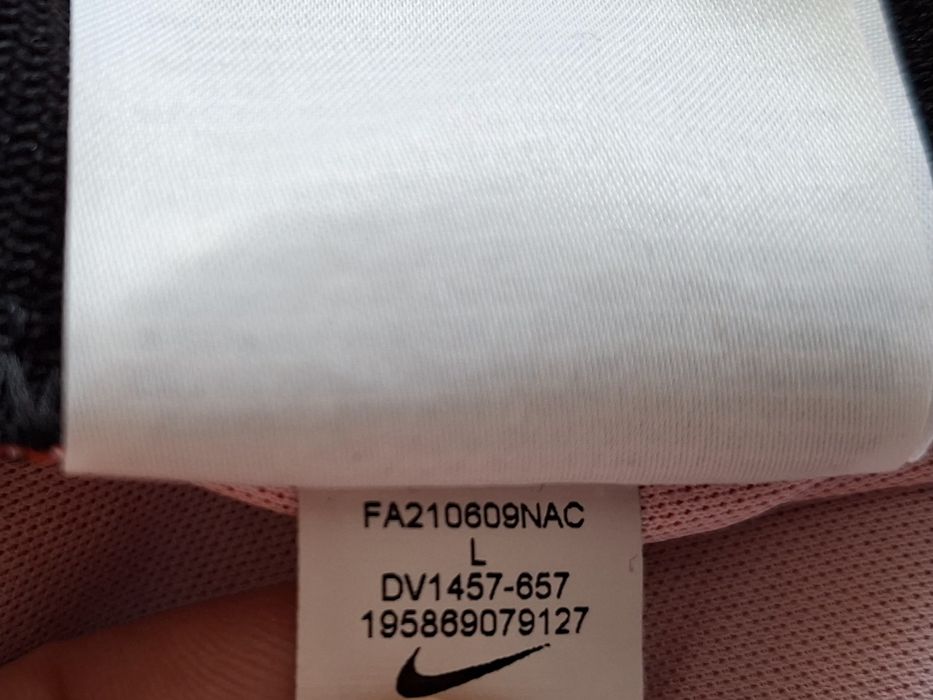 Nike Dry Fit-Ориг. Тениска Нова!