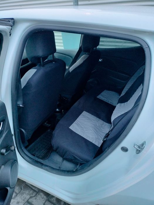 Proprietar vând Renault Clio IV