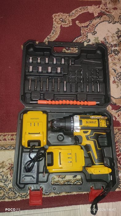 Продам шуруповёрт dewalt
