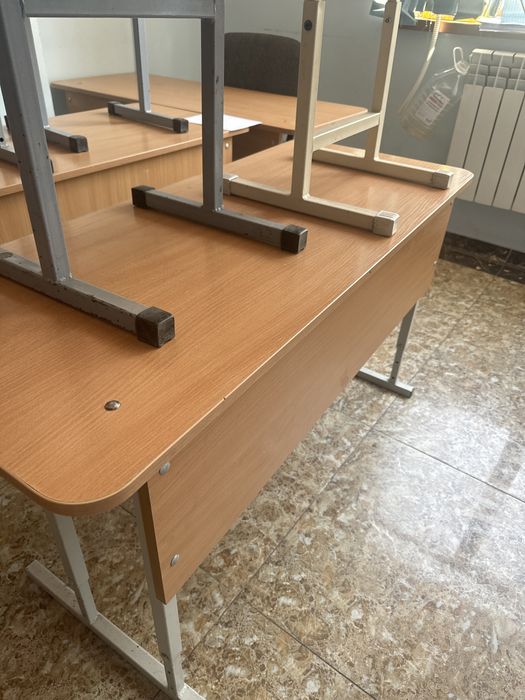 Продам парту (комплект)