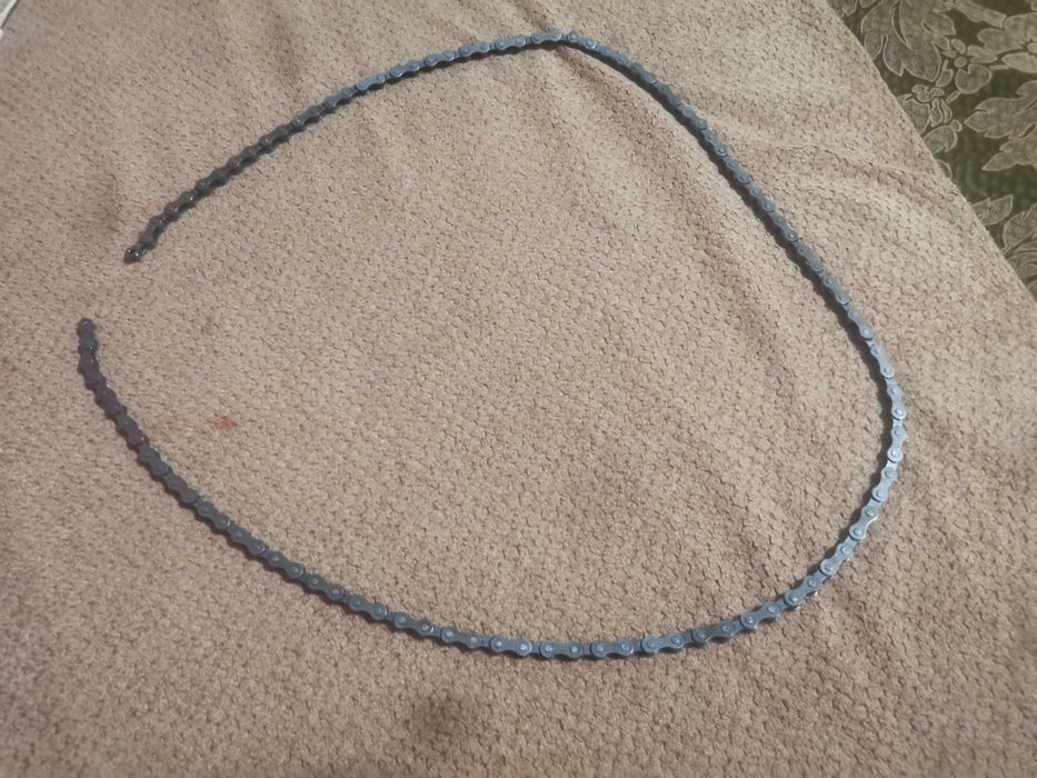 Продам Цепь на вилосипед почти новая