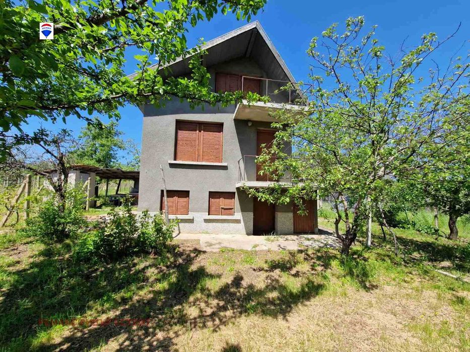 Две вили за продажба вилна зона 10 километър