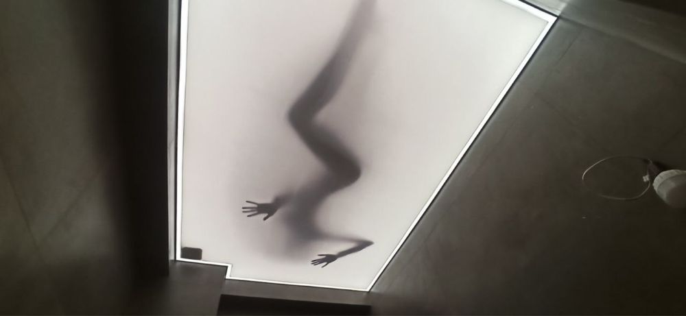 NATIJNOY PATALOK va 3d aboy / Натяжные потолок и 3д абои