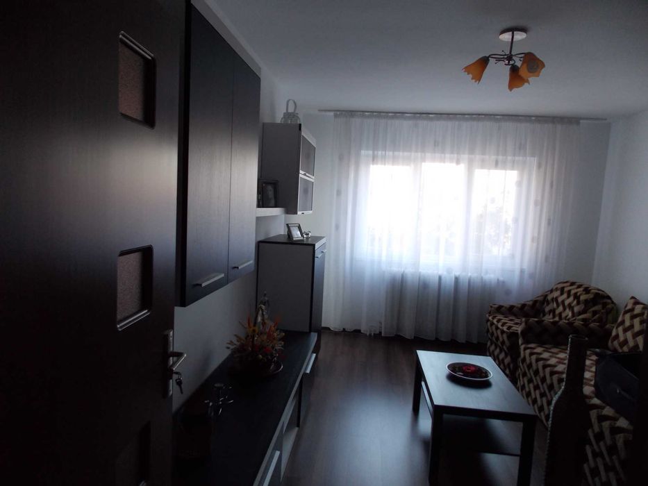 apartament 2 camere  de inchiriat