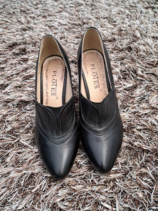 Pantofi  dama din piele