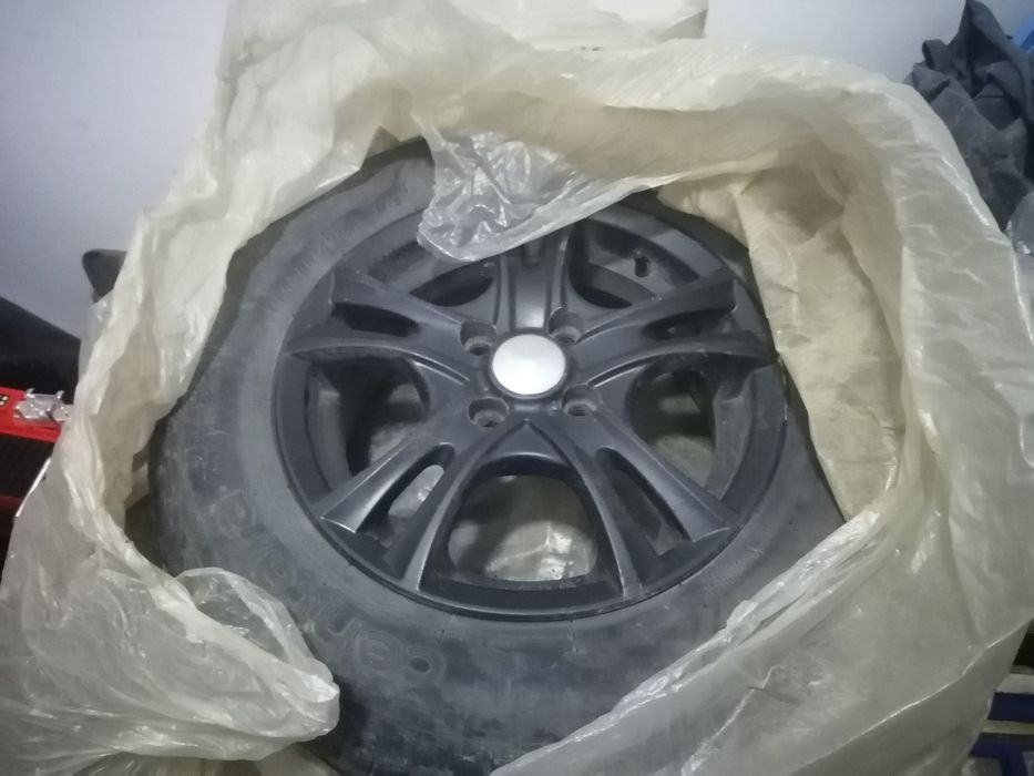 Продам диски с резиной