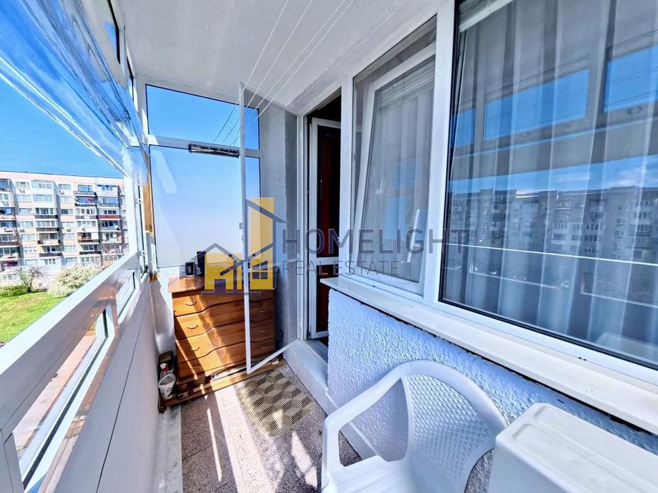 Двустаен апартамент в кв. Люлин 1