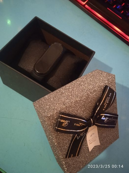 Фитнес-браслет Xiaomi Mi Band 5