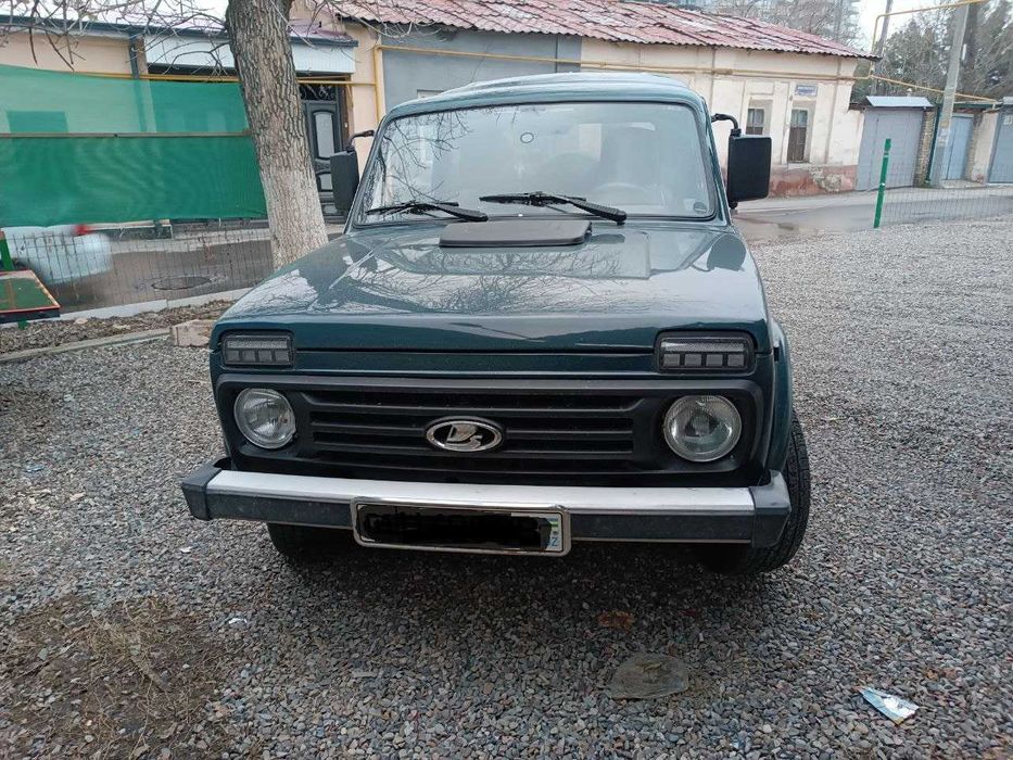 ВАЗ (Lada) Нива 212180